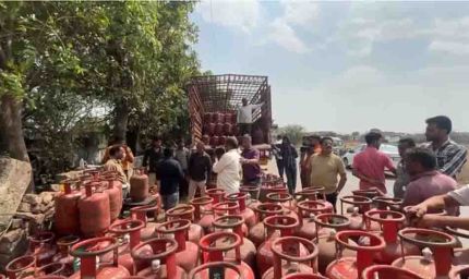 रामगढ़ में एलपीजी की स्थिति पूरी तरह सामान्य, दूसरे शहरों की तरह नहीं लग रही लंबी लाइनें और अफवाहों पर न दें ध्यान