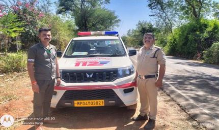 विदिशा के डायल-112 हीरोज- सूखे कुएँ में परित्यक्त मिली नवजात बच्ची को डायल 112 ने सुरक्षित अस्पताल पहुँचाया