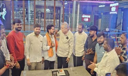 छत्तीसगढ़ के उत्कृष्ट विधायक डॉ धर्मजीत सिंह के नेतृत्व में मनाया गया जिला उपाध्यक्ष निलेश ठाकुर का जन्मदिवस