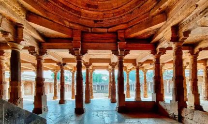 धार भोजशाला मंदिर या मस्जिद? हाईकोर्ट में सामने आया बड़ा सबूत, हिंदुओं को 24 घंटे पूजा का हक