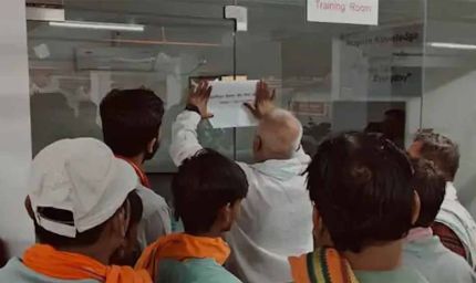 पार्किंग में चल रही थी दुकानें और सर्विसिंग, कार्रवाई में कई जगहों की पार्किंग सील