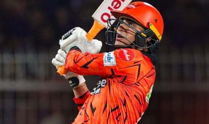 8 छक्के, 5 चौके... मुल्लांपुर में अभिषेक शर्मा की आंधी, सनथ जयसूर्या की बराबरी पर पहुंचे