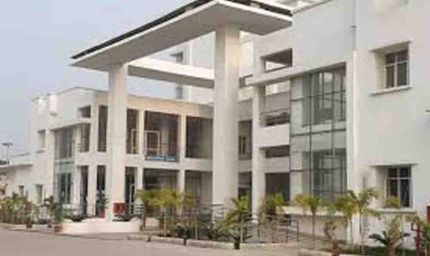 बहराइच मेडिकल कॉलेज में 28 करोड़ की लागत से बनेगा 5 मंजिला ओपीडी कॉम्प्लेक्स