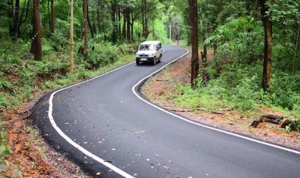 रायपुर : बस्तर में बदलाव की नई बयार, माओवाद के साये से निकलकर कोलेंग वनांचल में बदली तस्वीर
