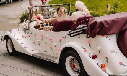 ग्वालियर में शादी सीजन में विंटेज कारों की धूम, किराया 11 हजार से 35 हजार तक पहुंचा