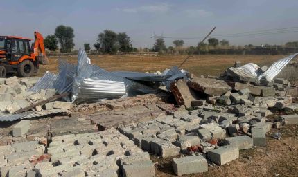 जयपुर में JDA का बड़ा एक्शन, 60 करोड़ की सरकारी जमीन से हटाया अतिक्रमण