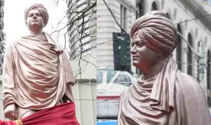 सिएटल के वेस्टलेक स्क्वायर में स्वामी विवेकानंद की पहली जीवन-आकार कांस्य प्रतिमा का अनावरण