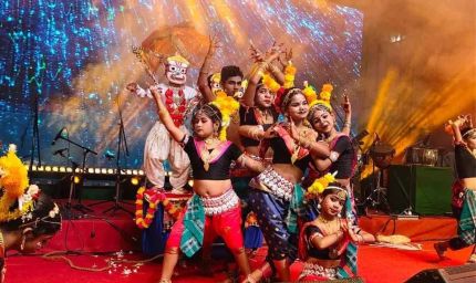 सरायकेला में चैत्रपर्व छऊ महोत्सव का रंगारंग समापन, कलाकारों ने बांधा समां