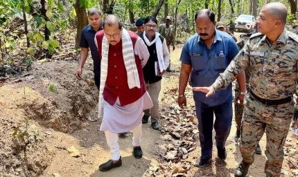 गढ़वा के बूढ़ा पहाड़ दौरे पर वित्त मंत्री राधाकृष्ण किशोर, विकास योजनाओं की करेंगे समीक्षा