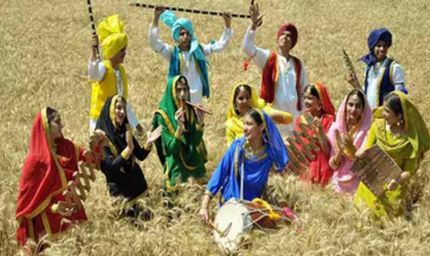 बैसाखी 2026: 14 अप्रैल को मनाया जाएगा फसल और खुशियों का महापर्व