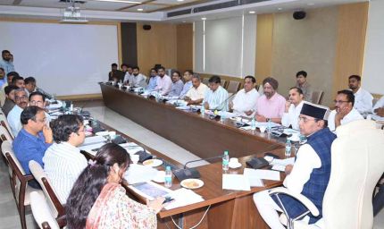 मानसून से पहले सड़क और सीवेज सहित सभी बुनियादी ढांचे को करें दुरुस्त : मंत्री सारंग