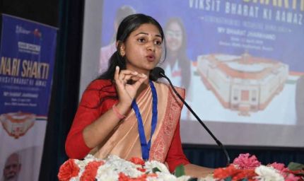 सिमडेगा की संतोषी ने बढ़ाया झारखंड का मान, पीएम मोदी से किया संवाद