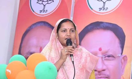 साड़ी गुणवत्ता पर सरकार सख्त, मंत्री राजवाड़े के निर्देश पर जांच तेज