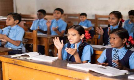 हरियाणा के स्कूलों में बड़ा बदलाव: टाटपट्टी की जगह ड्यूल डेस्क, 200 करोड़ रुपये जारी