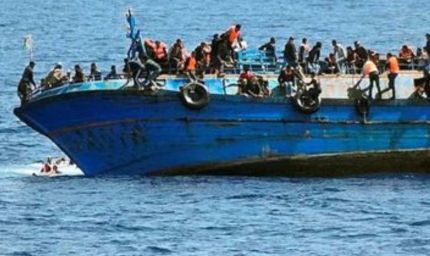 अंडमान सागर हादसा: बीच समुद्र में पलटी 300 रोहिंग्याओं से ठुसी नाव, 250 की मौत की आशंका