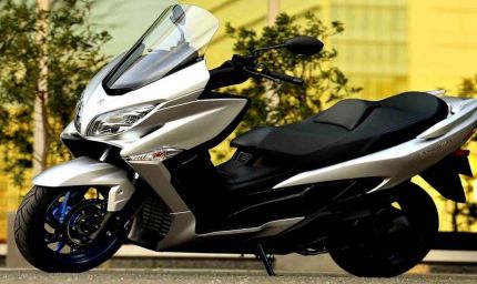 अब स्कूटर में मिलेगा 400 सीसी का पावरफुल इंजन, मुंबई में पेश हुआ नया मॉडल