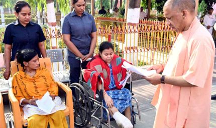 घबराइए मत, बच्चे के इलाज में नहीं आने देंगे कोई बाधा: मुख्यमंत्री