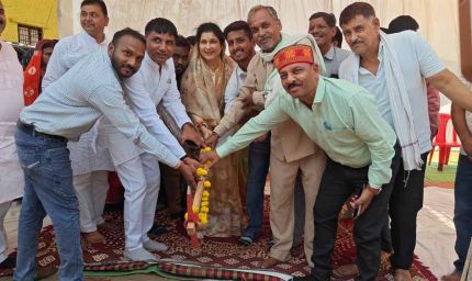 राज्यमंत्री गौर ने किया 6.20 करोड़ की लागत के सड़क निर्माण कार्य का भूमि-पूजन