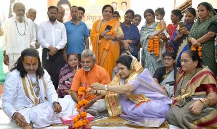 राज्यमंत्री गौर का सख्त रुख: लापरवाही पर एजेंसी को ब्लैकलिस्ट करने के निर्देश