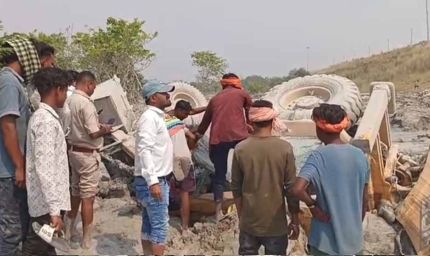 कोरबा हादसा: राखड़ बांध फूटा, जेसीबी ऑपरेटर की मौत; 3 मजदूरों का रेस्क्यू कर बचाई जान