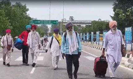 बैसाखी मनाकर पाकिस्तान से लौटा श्रद्धालुओं का जत्था, गुरुधामों के दर्शन की यात्रा रही शांतिपूर्ण