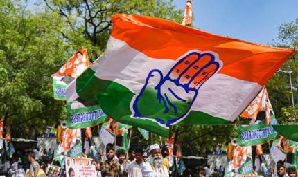 कांग्रेस के कई जिला अध्यक्ष उम्मीदों पर खरे नहीं उतरे, अब दिग्गज नेताओं की कुर्सी पर संकट