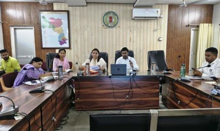 समय-सीमा बैठक में कलेक्टर सख्त, डीएमएफ कार्यों पर कड़ी निगरानी