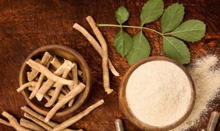 FSSAI का बड़ा फैसला: अश्वगंधा की पत्तियों पर रोक क्यों? जानें जड़ के फायदे और नुकसान