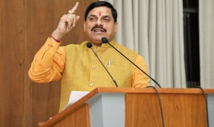 PM मोदी पर खड़गे की विवादित टिप्पणी पर सीएम मोहन की तीखी प्रतिक्रिया, कांग्रेस अध्यक्ष से माफी की मांग