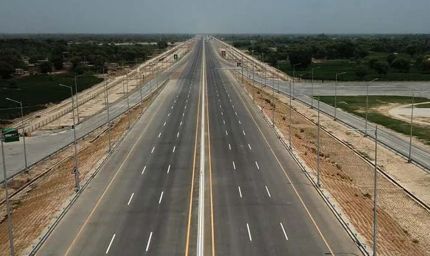 इकोनॉमिक कॉरिडोर से रोकेगा बुंदेलखंड से पलायन, लखनऊ से इंदौर तक बनाने की तैयारी