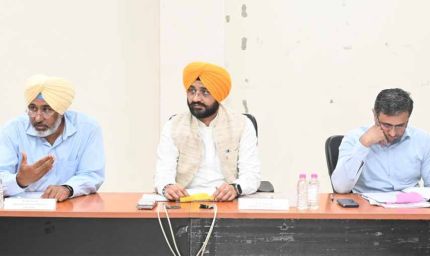 तरुणप्रीत सिंह बोले - पंजाब लेबर वेलफेयर बोर्ड ने इंडस्ट्रियल वर्कर्स को Rs. 17.11 करोड़ के फायदे बांटे