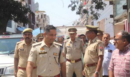 मेरठ सेंट्रल मार्केट विवाद: 15वें दिन धरना, नोटिस कार्रवाई शुरू