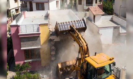 जयपुर में अवैध कॉलोनियों पर कार्रवाई, 42 बीघा जमीन पर बुलडोजर चला