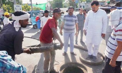 पानी की आपूर्ति और साफ-सफाई व्यवस्था में कोताही बर्दाश्त नहीं करेंगे: ऊर्जा मंत्री तोमर