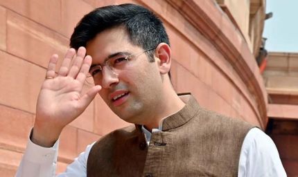 राघव चड्ढा का AAP से इस्तीफा, बोले- दो तिहाई सांसदों के साथ BJP में करेंगे विलय