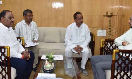 विश्व रेडक्रॉस दिवस पर राज्य भर में होंगे विशेष कार्यक्रम राज्यपाल  डेका ने दिए निर्देश राज्यपाल  रमेन