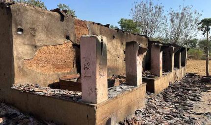 बांसवाड़ा में प्रेम प्रसंग से शुरू हुआ विवाद बना खून-खराबा, गांव में आगजनी