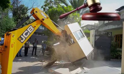 गुरुग्राम में तोड़फोड़ पर सुप्रीम कोर्ट सख्त, हाईकोर्ट जाने की दी सलाह