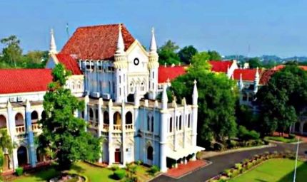 ओला-उबर 2 मिनट में पहुंचती हैं तो एंबुलेंस क्यों नहीं? जनहित याचिका पहुंची हाईकोर्ट