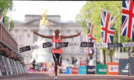 सेबास्टियन सावे ने रचा इतिहास, लंदन मैराथन में तोड़ा 2 घंटे का रिकॉर्ड