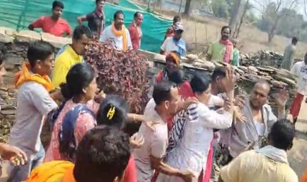 बस्तर में बाहरी परिवार को लेकर विवाद, धर्म प्रचार के आरोप में पास्टर से मारपीट