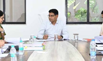 शासन, पारदर्शिता और समयबद्ध तरीके से जनहितैषी कार्यों को पूरा करने सरकार प्रतिबद्ध-मंत्री  टंक राम वर्मा