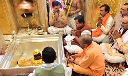 बाबा विश्वनाथ का दर्शन-पूजन करेंगे प्रधानमंत्री व मुख्यमंत्री