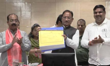 CG Board Result: 10वीं में 77.15% और 12वीं में 83.04% छात्र पास, बेटियों का दबदबा कायम