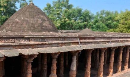 धार भोजशाला विवाद: मुस्लिम पक्ष का दावा—'मलबे से बनी है मस्जिद, मंदिर तोड़ने का नहीं है कोई सबूत'