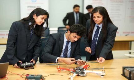 मध्यप्रदेश में इंजीनियरिंग शिक्षा का परिदृश्य बदल रहा, नहीं बनना चाहता इंजीनियर, 64 कॉलेज हुए बंद