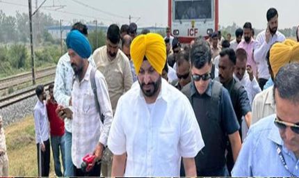 रेलवे लाइनों पर ड्रोन से निगरानी, CCTV कैमरे भी लगाए जाएंगे: रवनीत बिट्टू