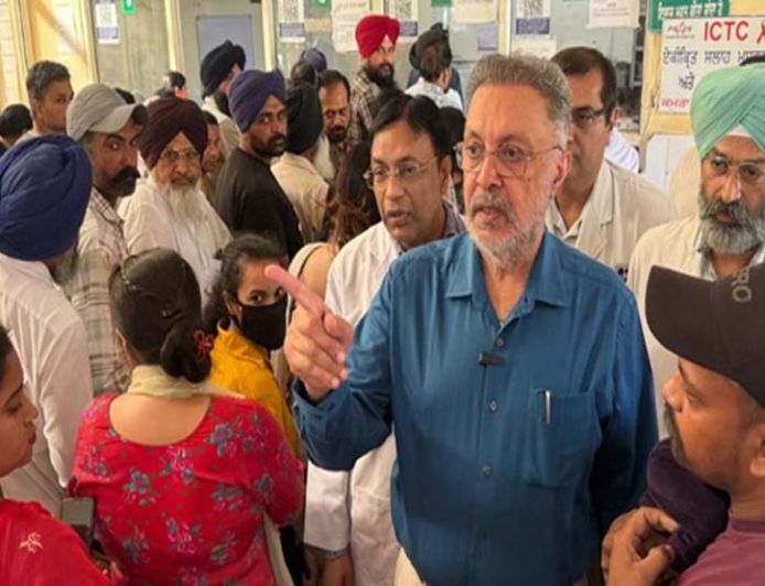 महिला मरीज के साथ बदसलूकी, थप्पड़ मारने पर स्वास्थ्य मंत्री ने अस्पताल कर्मी को किया सस्पेंड