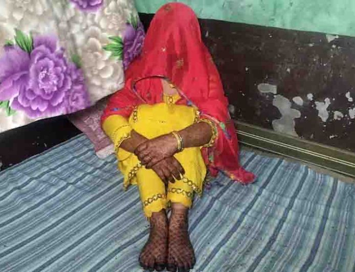मेरठ में सजी रह गई दुल्हन की मेहंदी, निकाह के दिन घर में ताला लगाकर फरार हुआ दूल्हा आरिफ