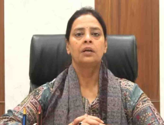 मानगो मेयर सुधा गुप्ता की अनूठी मिसाल, सरकारी गाड़ी और मानदेय का त्याग कर पेश की सादगी की मिसाल